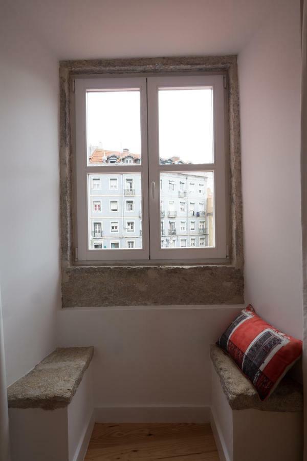 Sunshine House - Exclusive Apartment - Home By The Castle ลิสบอน ภายนอก รูปภาพ