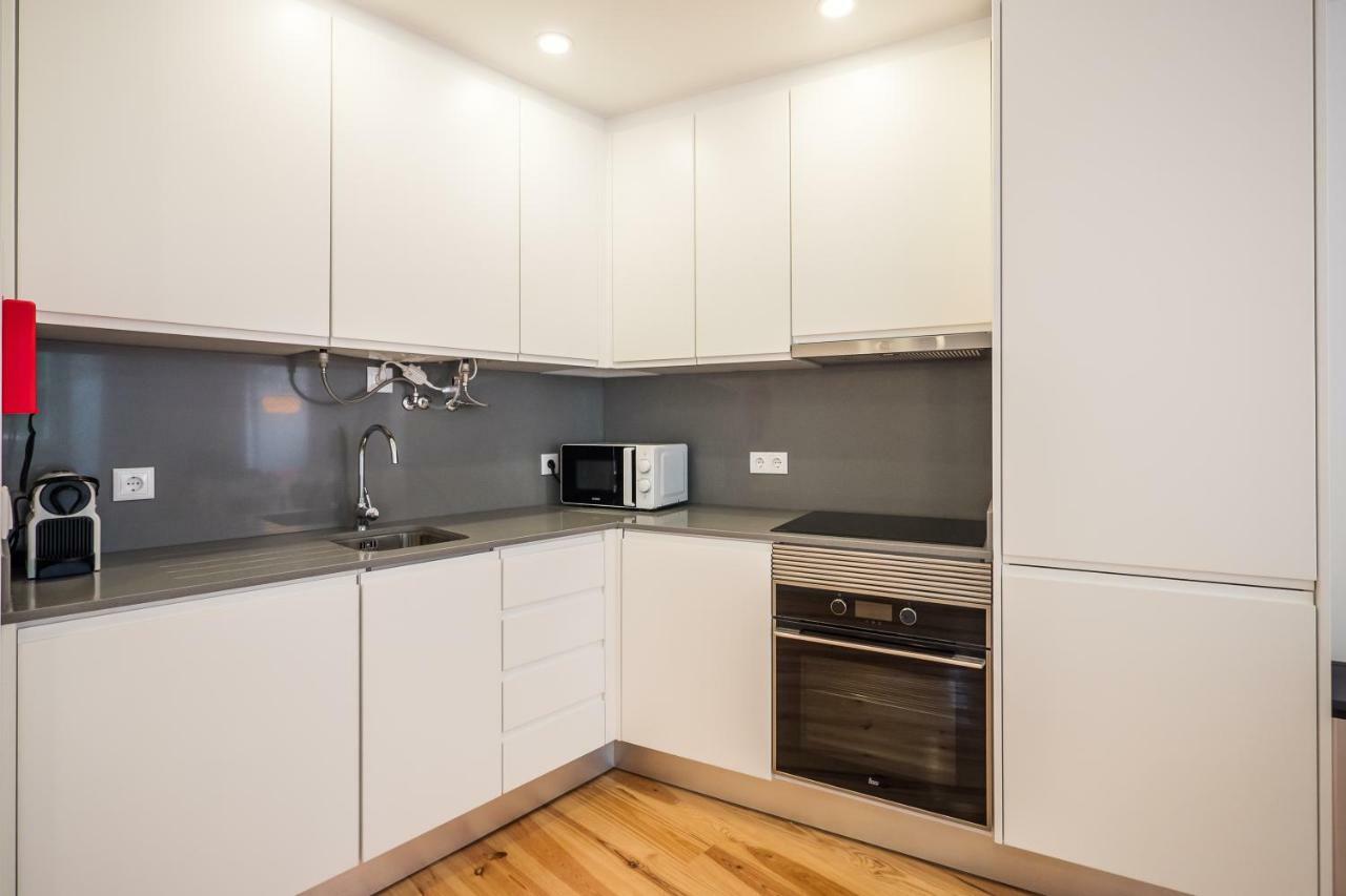 Sunshine House - Exclusive Apartment - Home By The Castle ลิสบอน ภายนอก รูปภาพ